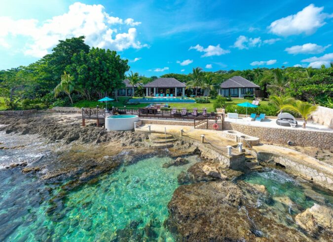 Aqua Bay