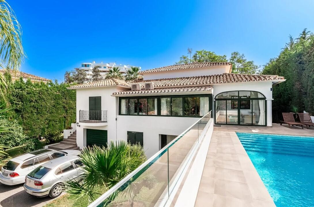3 Bedroom Marbella Golf Villa Luxury