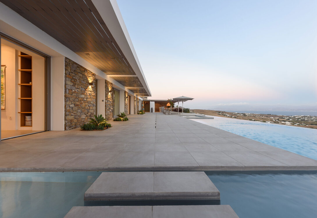 luxury villa rental paros